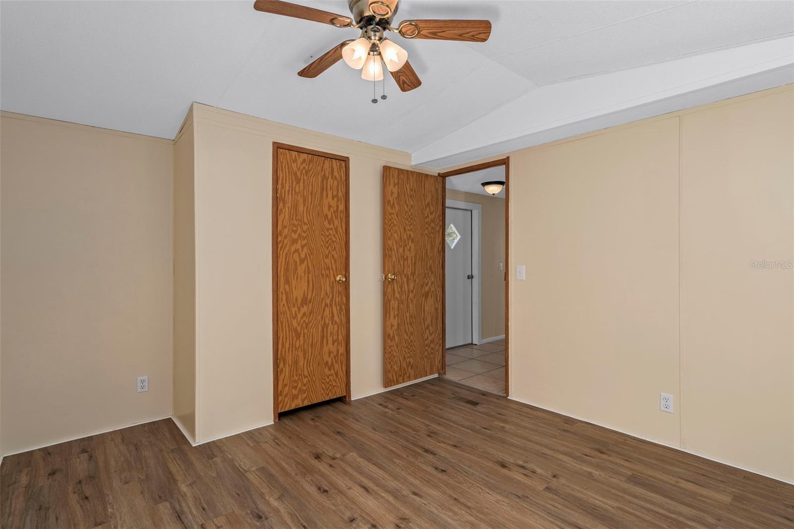 LEISURE ACRES UNIT 04A - Residential