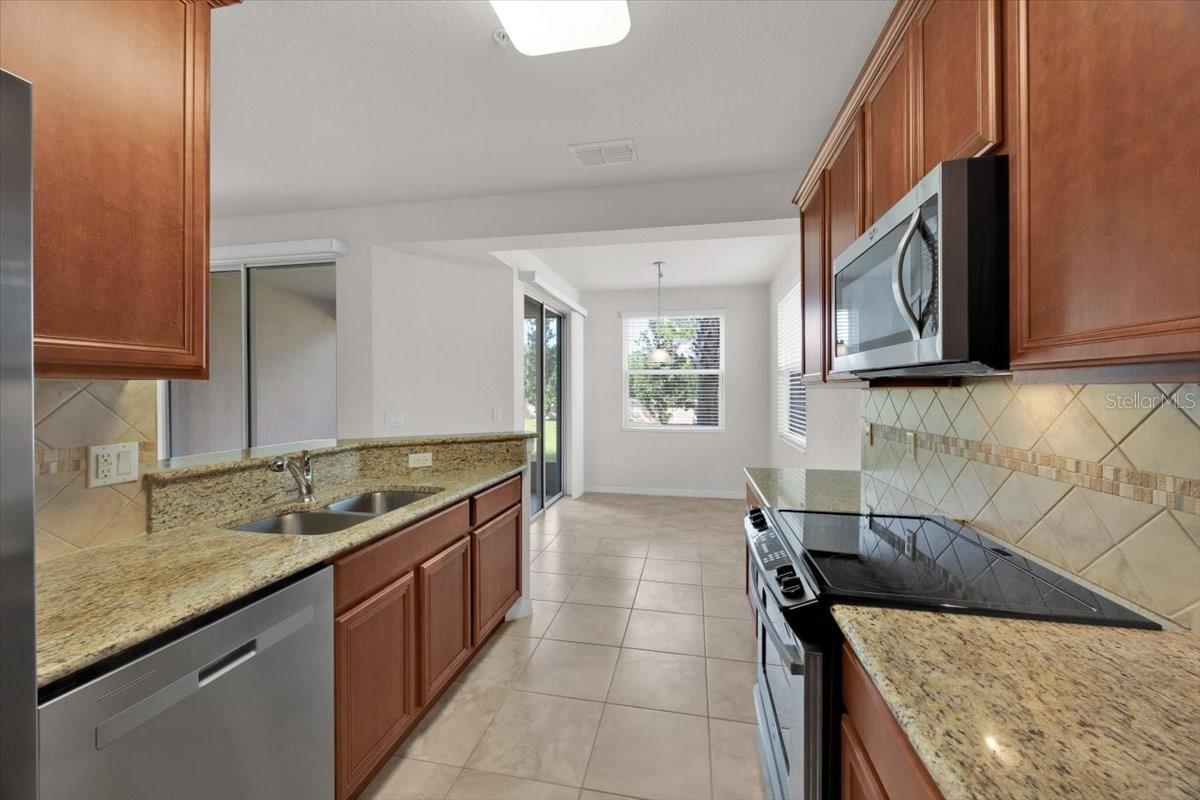 BELLA TRAE PROMENADE AT CHAMPIONS GATE - Residential
