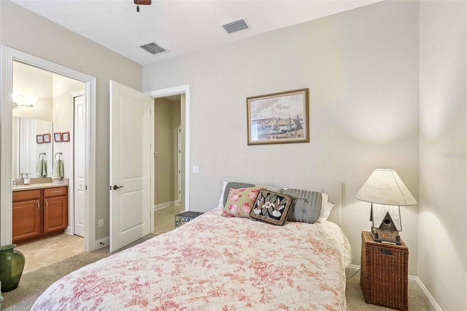 LAS CALINAS - Residential