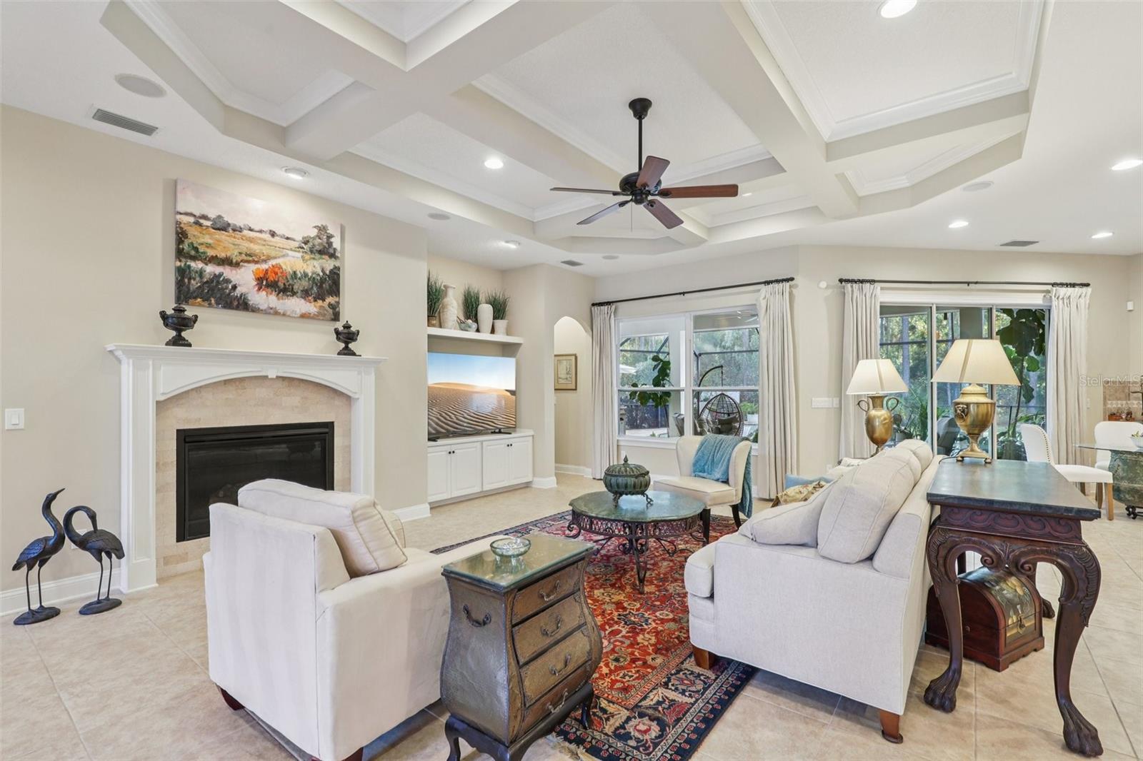 LAS CALINAS - Residential