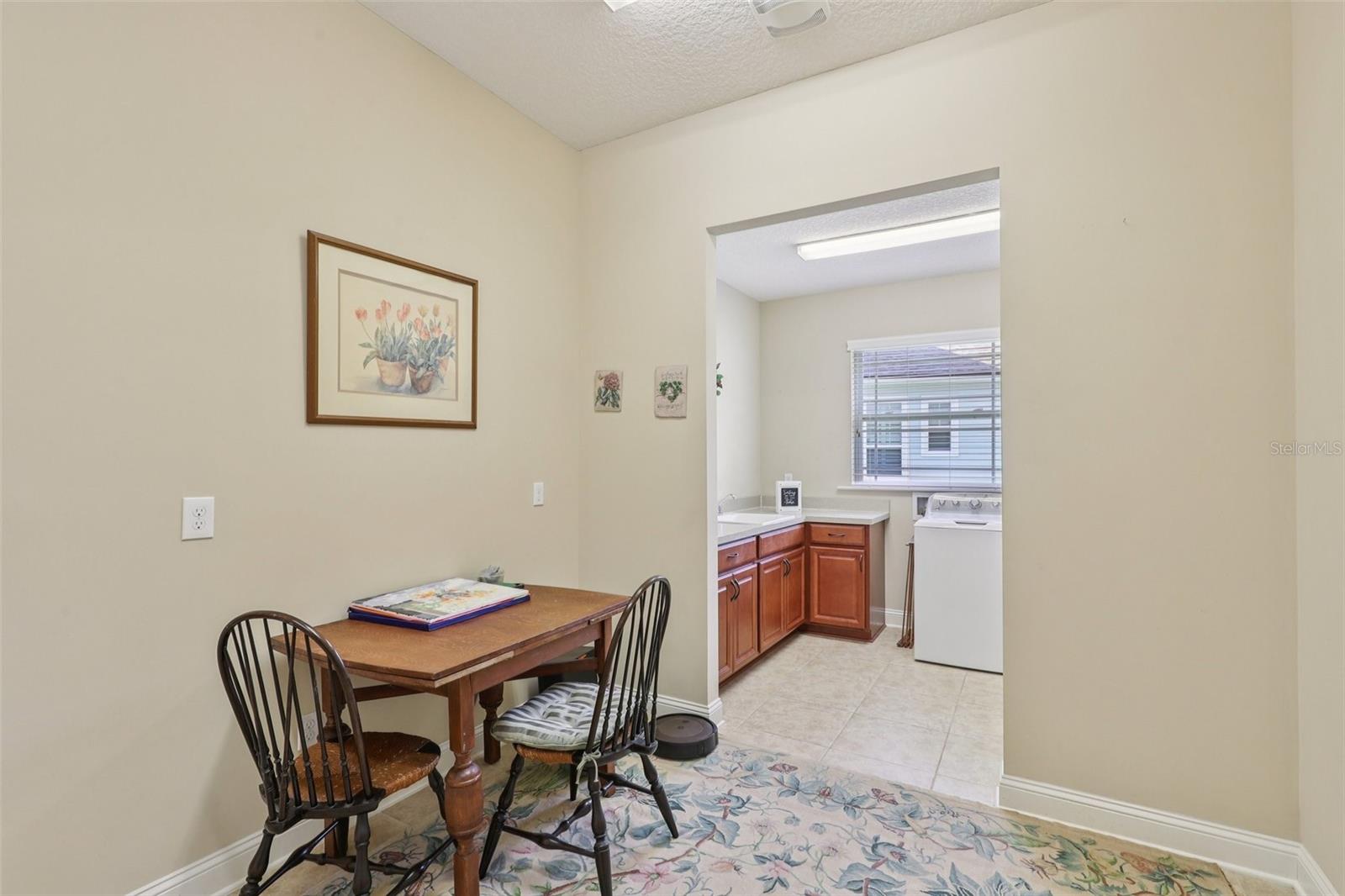 LAS CALINAS - Residential