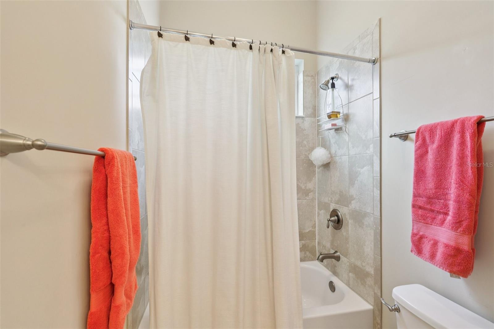 LAS CALINAS - Residential