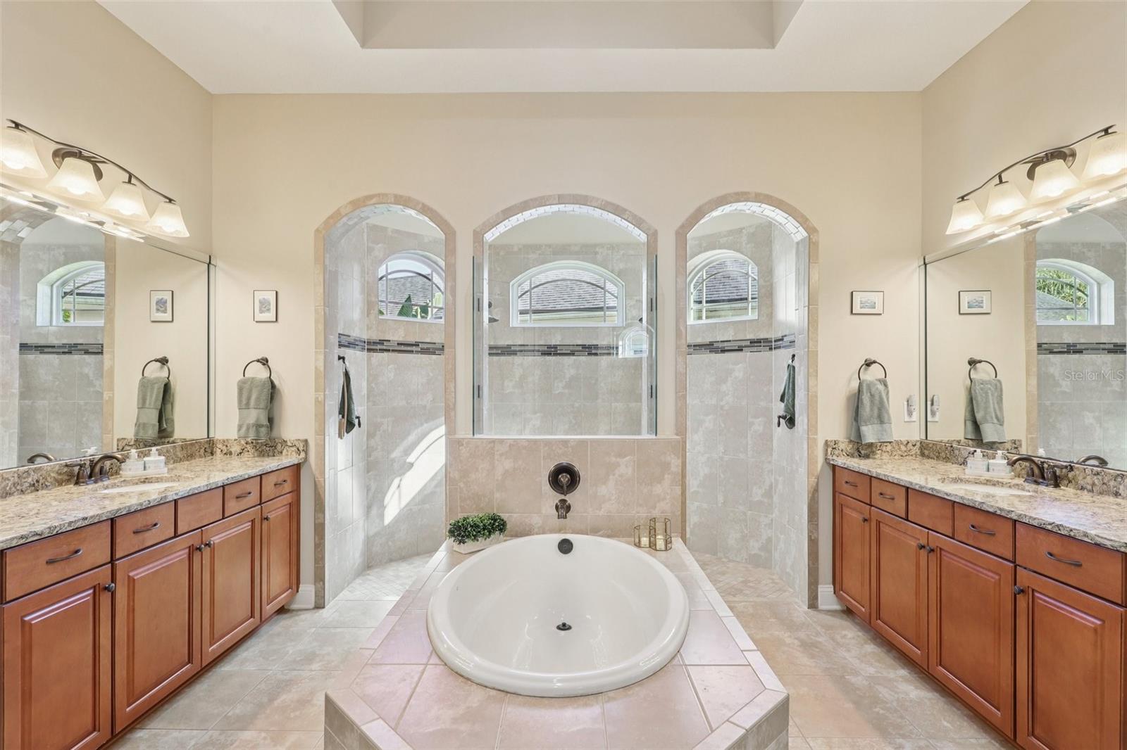 LAS CALINAS - Residential