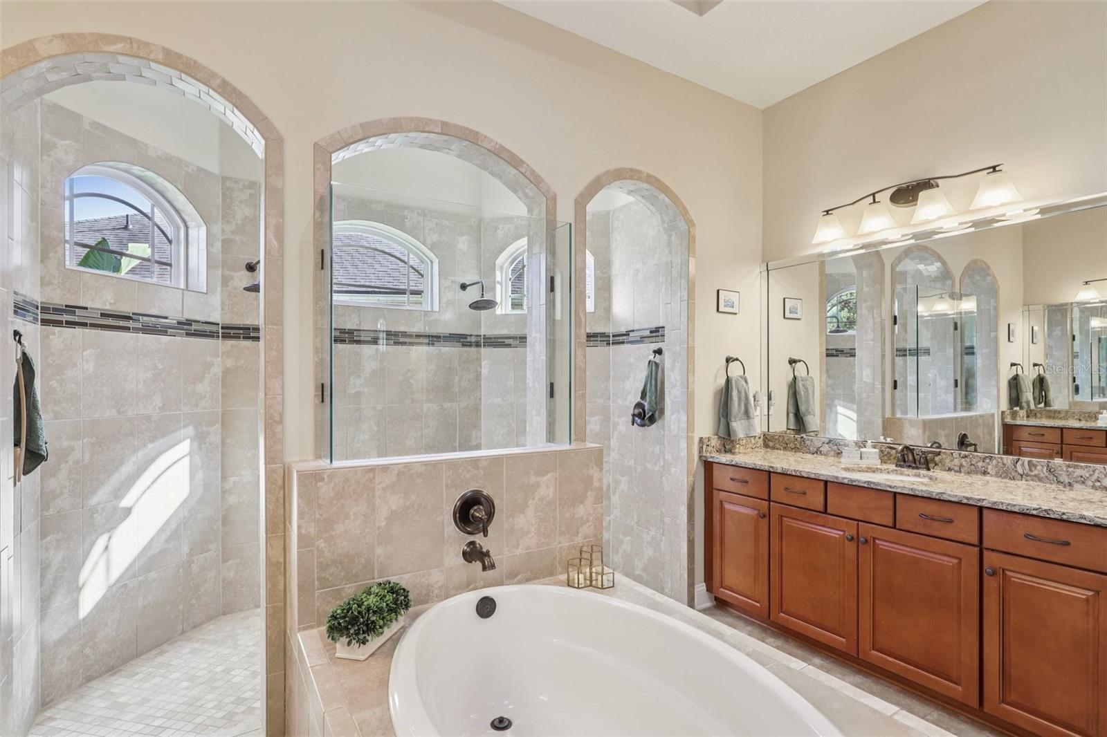 LAS CALINAS - Residential