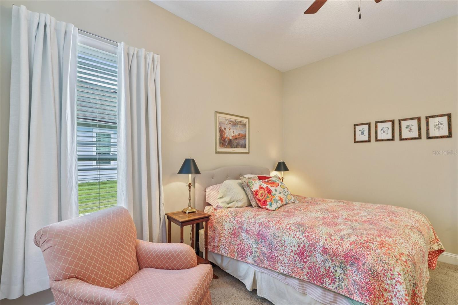 LAS CALINAS - Residential