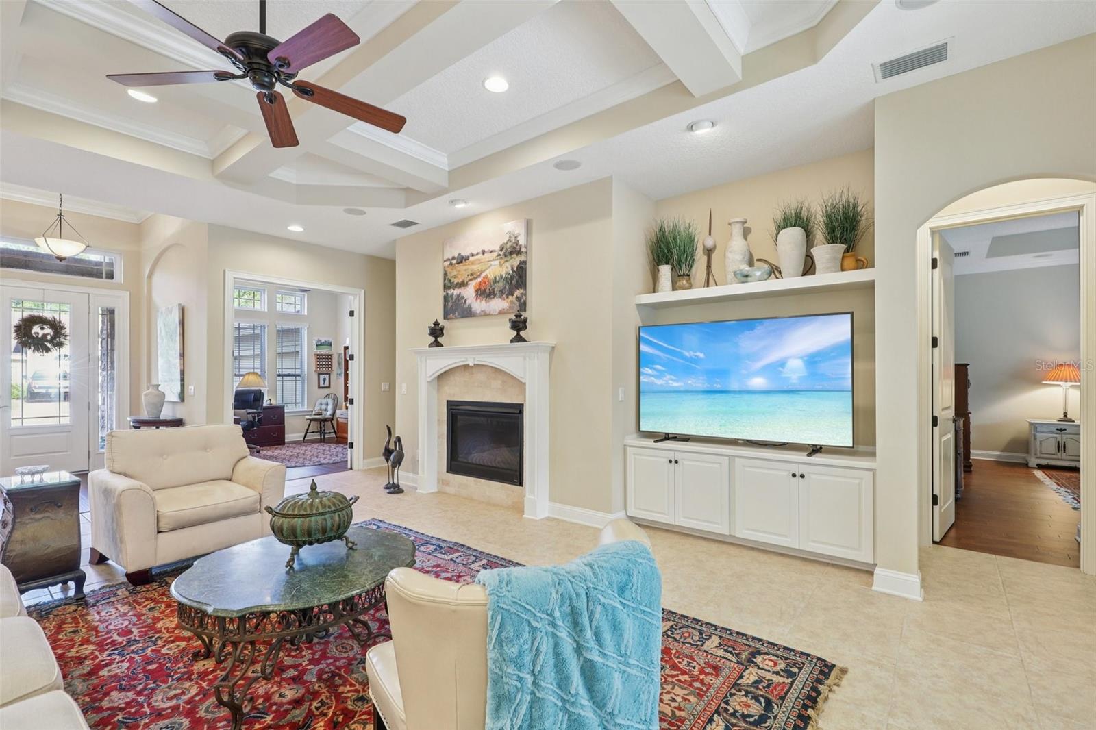 LAS CALINAS - Residential