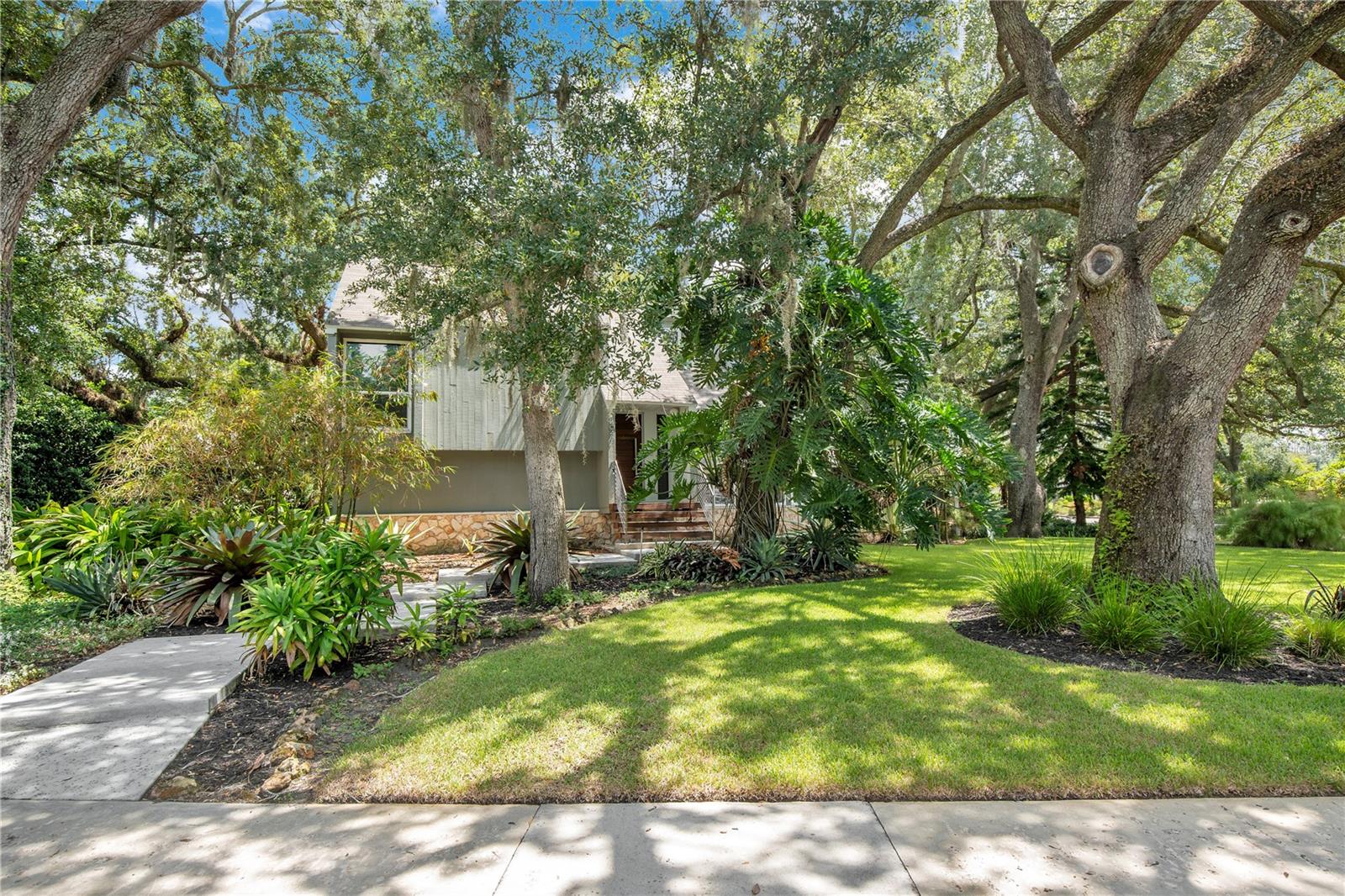4045 LAKE CONWAY WOODS BOULEVARD