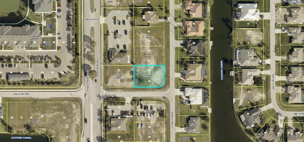 Photo of 3610 SW 15th Place, Cape Coral, FL 33914 (MLS # C7503721)