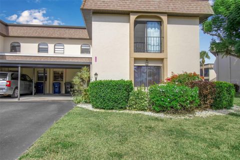 1728 LAKESIDE DRIVE 1720-B VENICE FL 34293