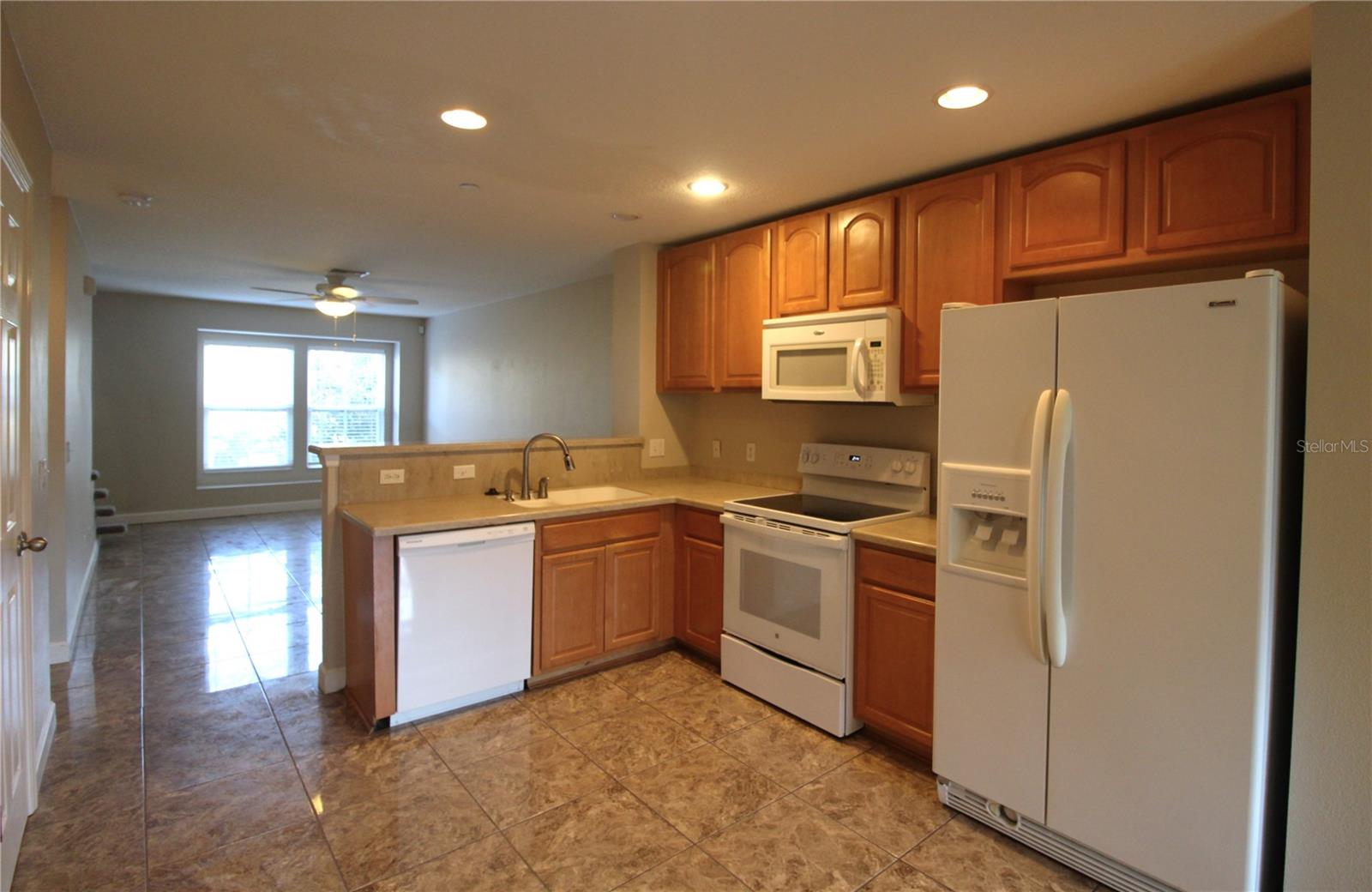8828 WHITE SAGE LOOP