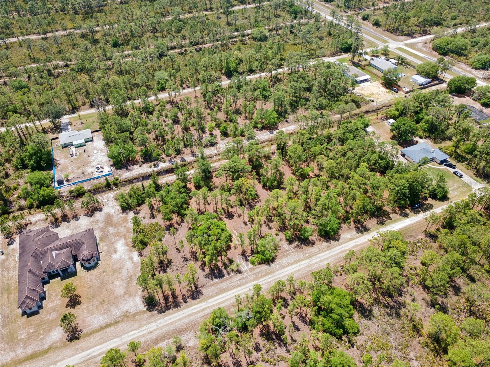 INDIAN LAKE ESTATES - Land