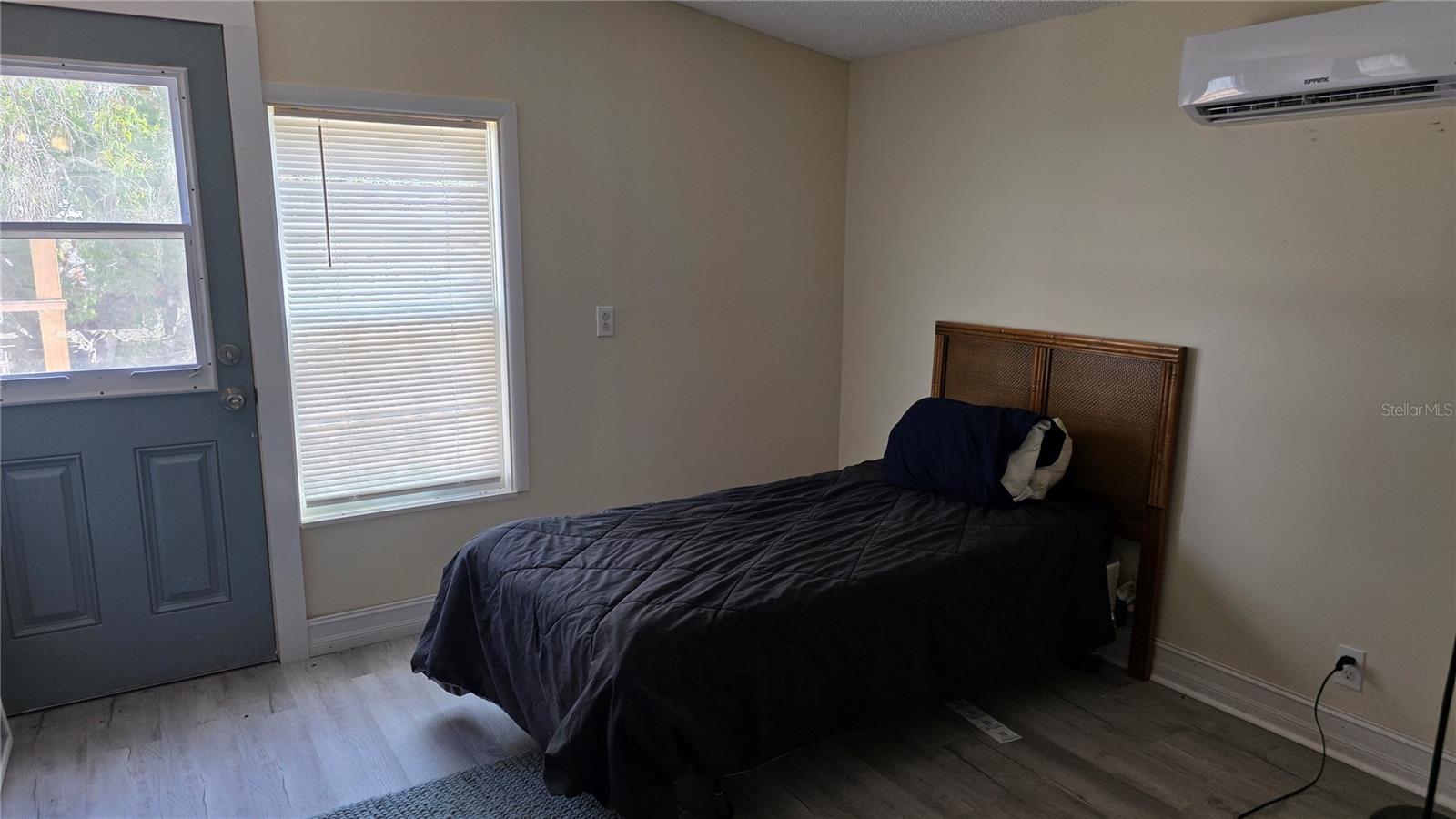 LAZY LAGOON MOB HME PARK COOP - Residential