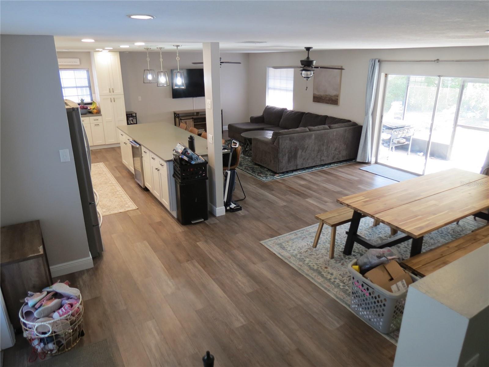 PRIMA VISTA - Residential