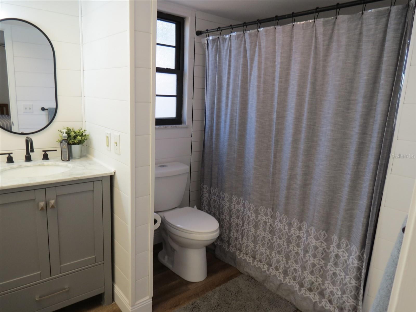 PRIMA VISTA - Residential