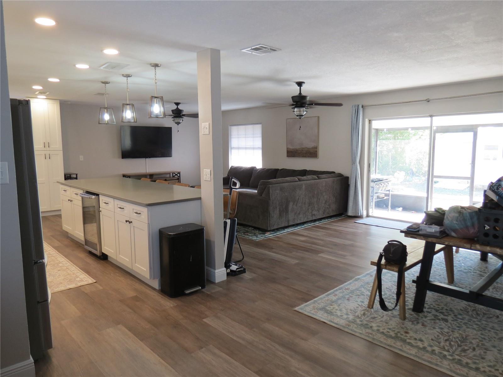 PRIMA VISTA - Residential