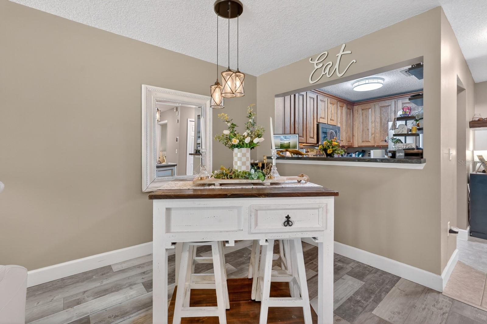 SPORTSMANS LODGE - Residential