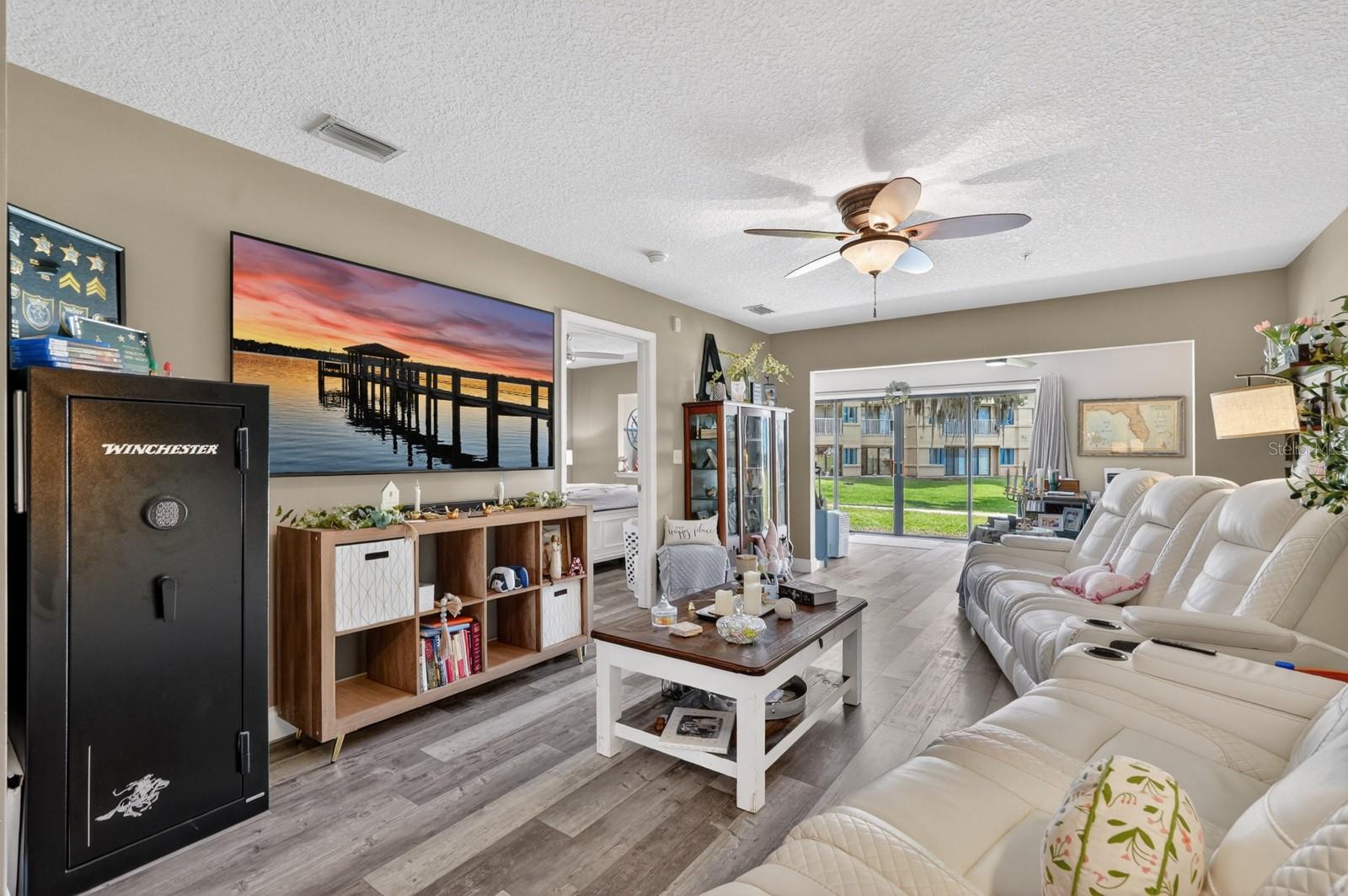 SPORTSMANS LODGE - Residential
