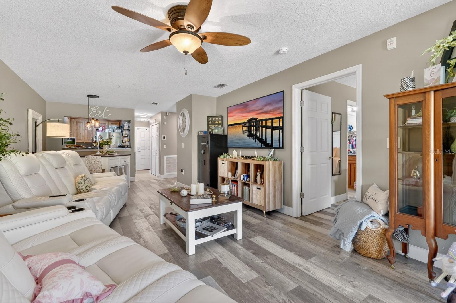SPORTSMANS LODGE - Residential