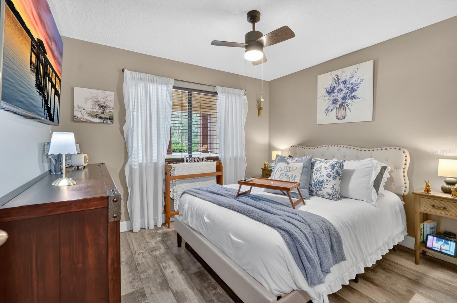 SPORTSMANS LODGE - Residential
