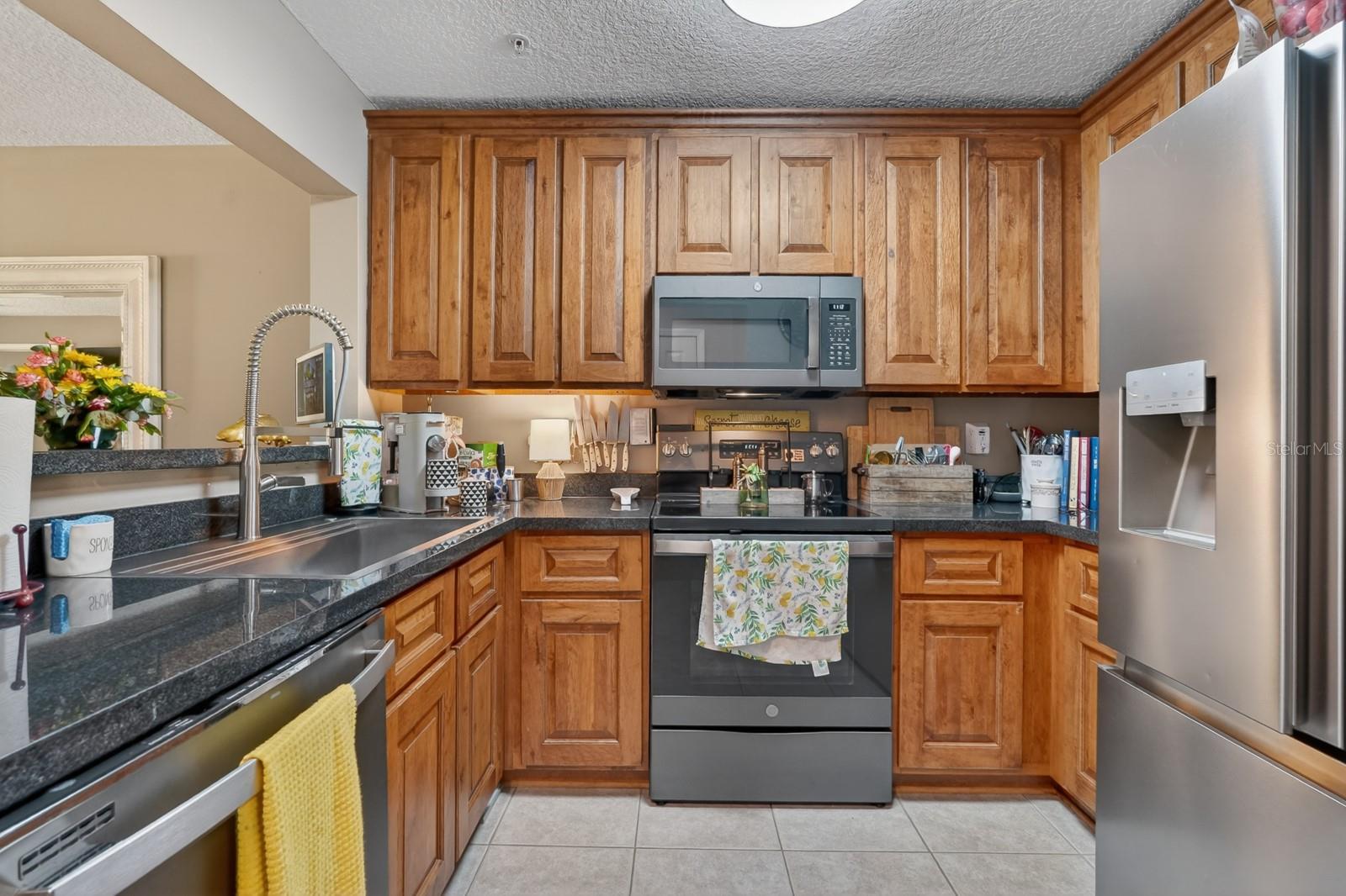 SPORTSMANS LODGE - Residential