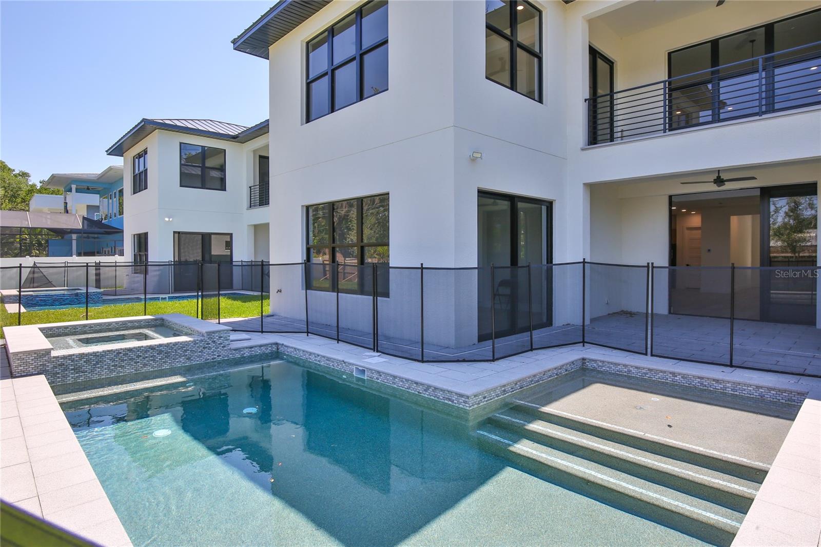 RIDGEWOOD - Residential Lease