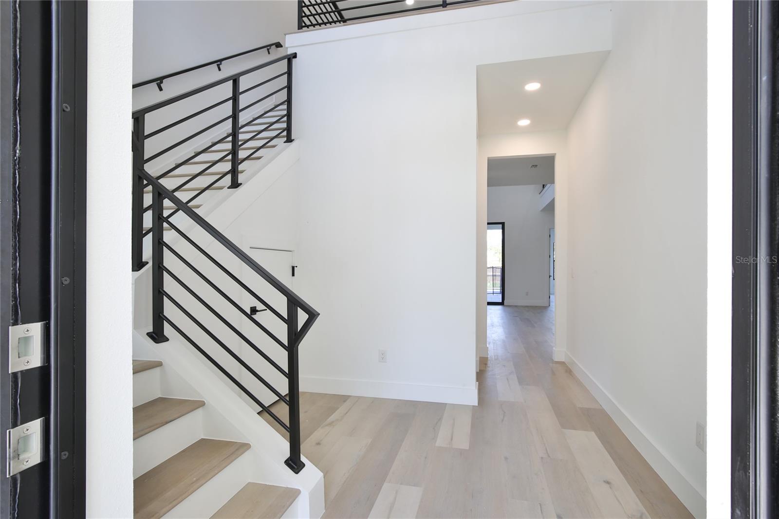 RIDGEWOOD - Residential Lease