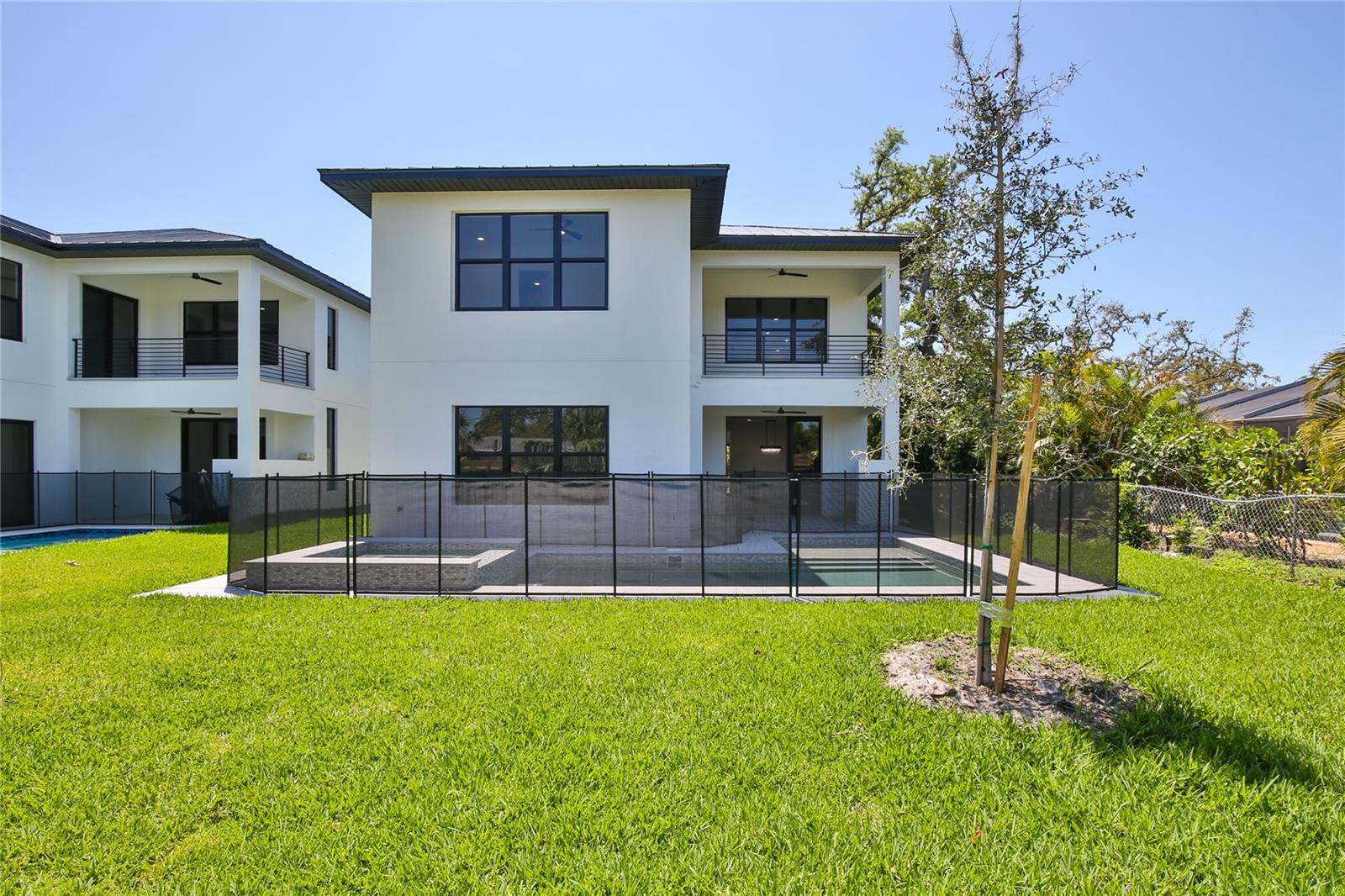 RIDGEWOOD - Residential Lease