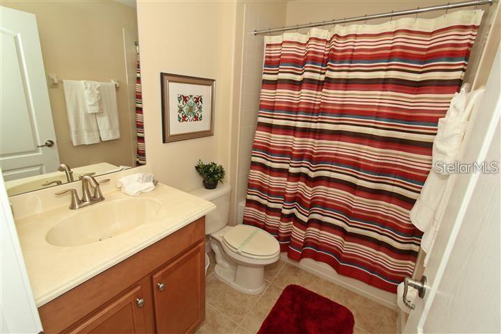 PARADISE PALMS RESORT PH 2 - Residential Lease