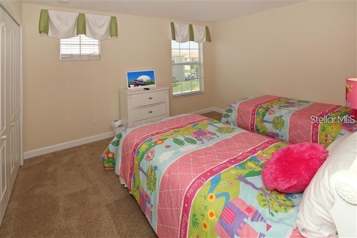 PARADISE PALMS RESORT PH 2 - Residential Lease