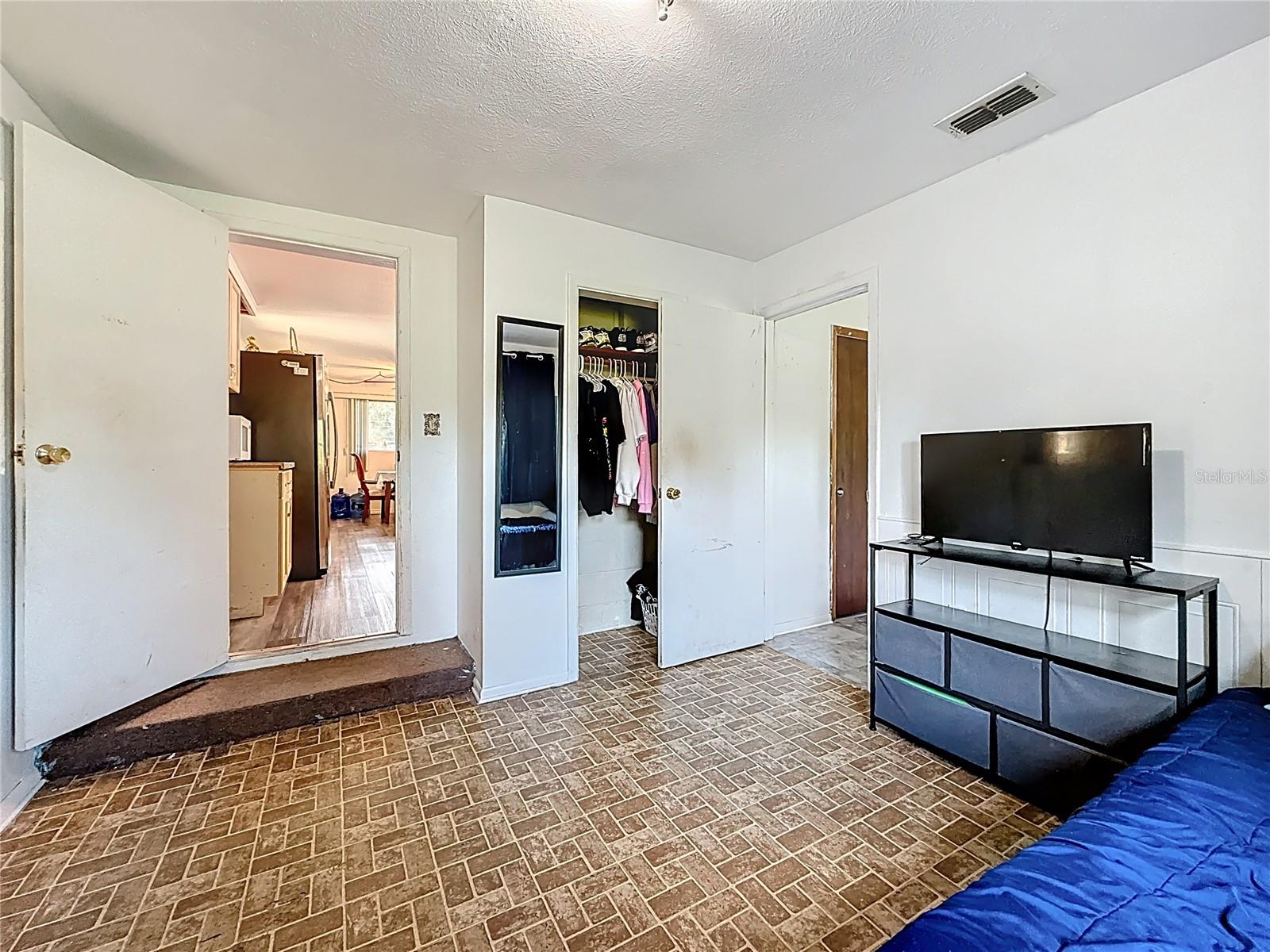 WEEKI WACHEE ACRES - Residential