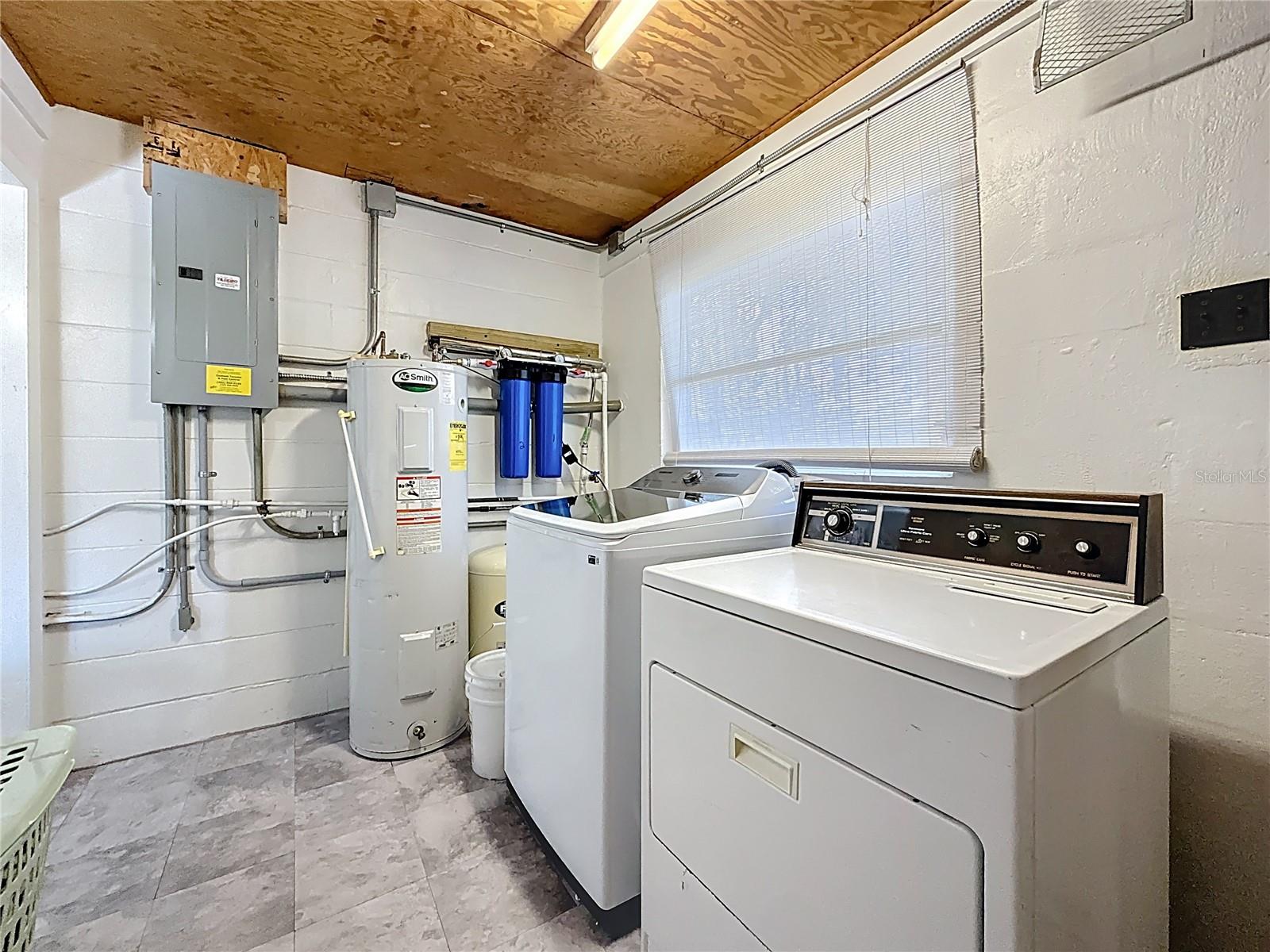 WEEKI WACHEE ACRES - Residential