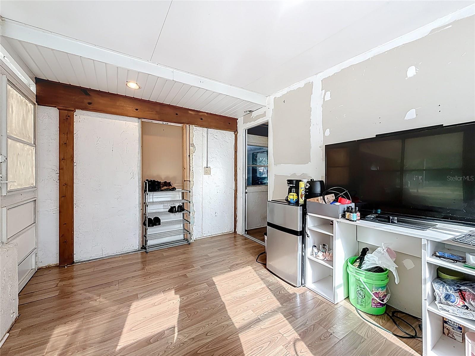 WEEKI WACHEE ACRES - Residential