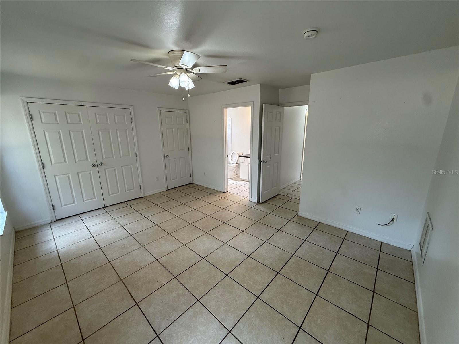 LEIGHTON ESTATE - Residential Lease