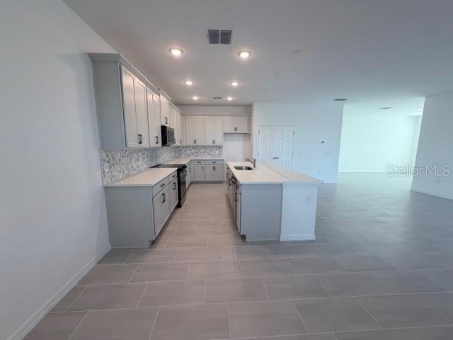 2058 STARFLOWER LANE