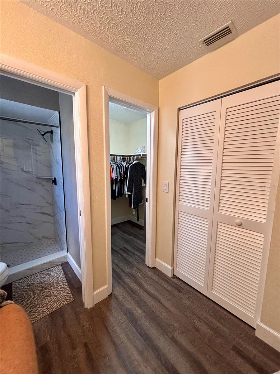 HIDDEN MEADOWS - Residential