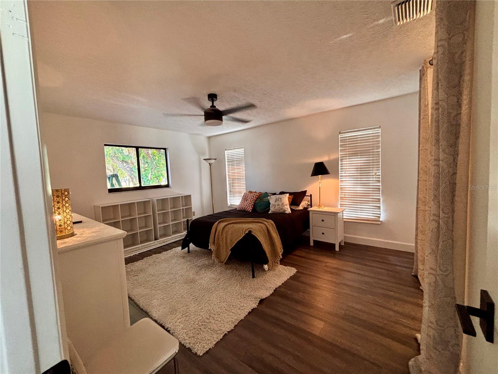 HIDDEN MEADOWS - Residential