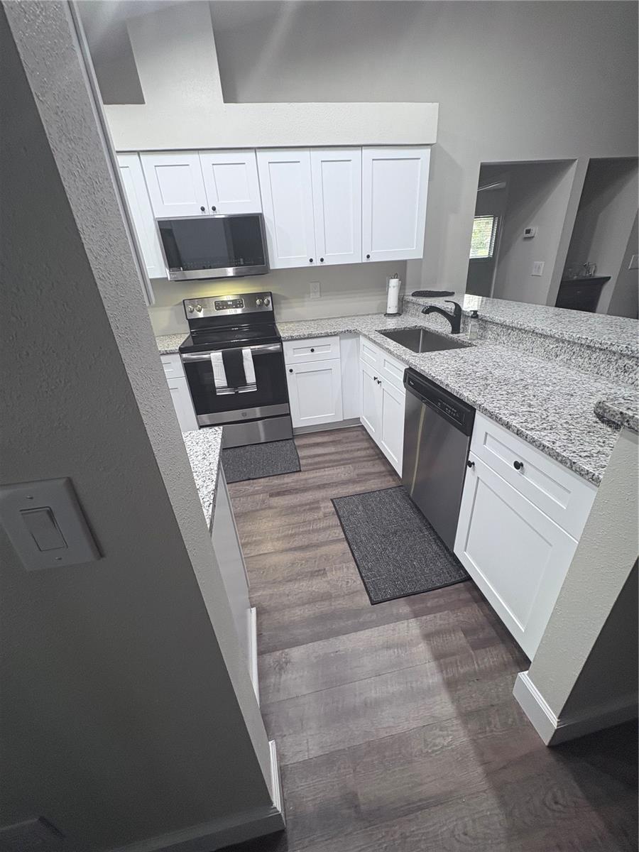 HIDDEN MEADOWS - Residential