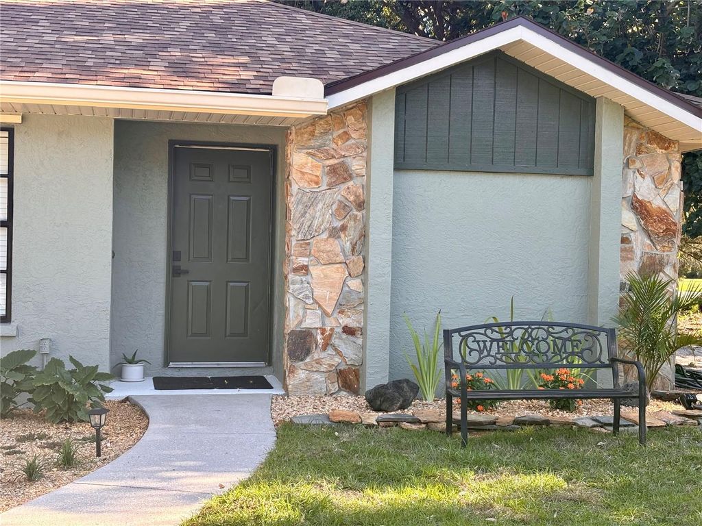 Photo of 6104 26th Avenue E, Bradenton, FL 34208 (MLS # G5111264)