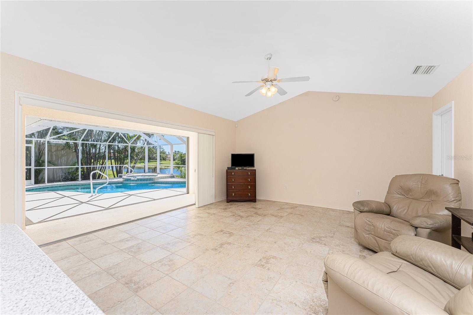 1157 ROTONDA CIRCLE
