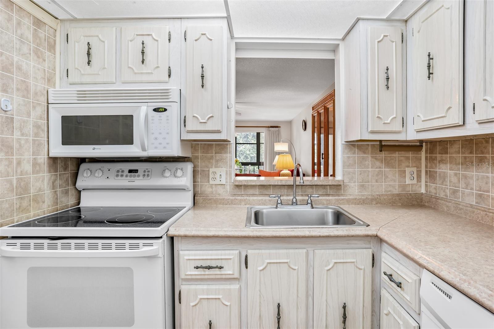 WATERS EDGE 3 CONDO - Residential