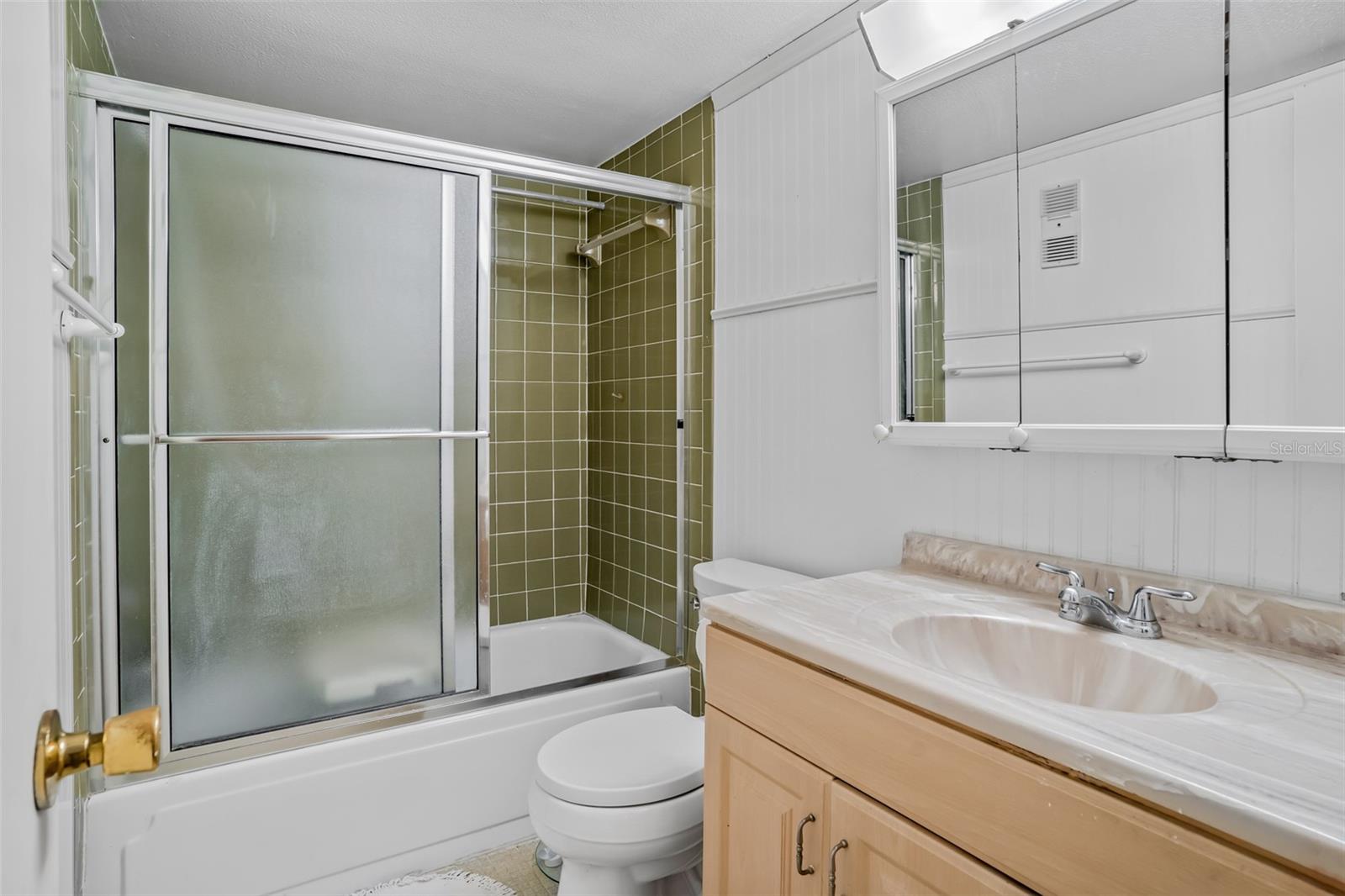 WATERS EDGE 3 CONDO - Residential