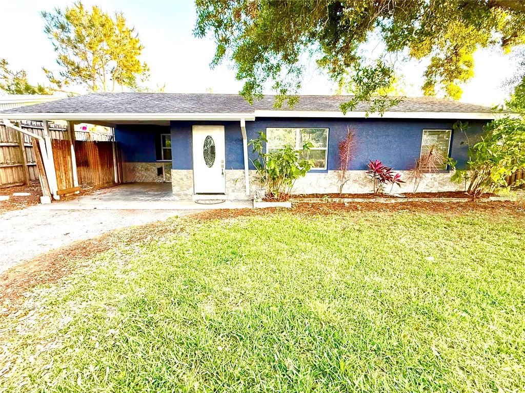 Photo of 2658 Nassau Street, Sarasota, FL 34231 (MLS # A4690127)