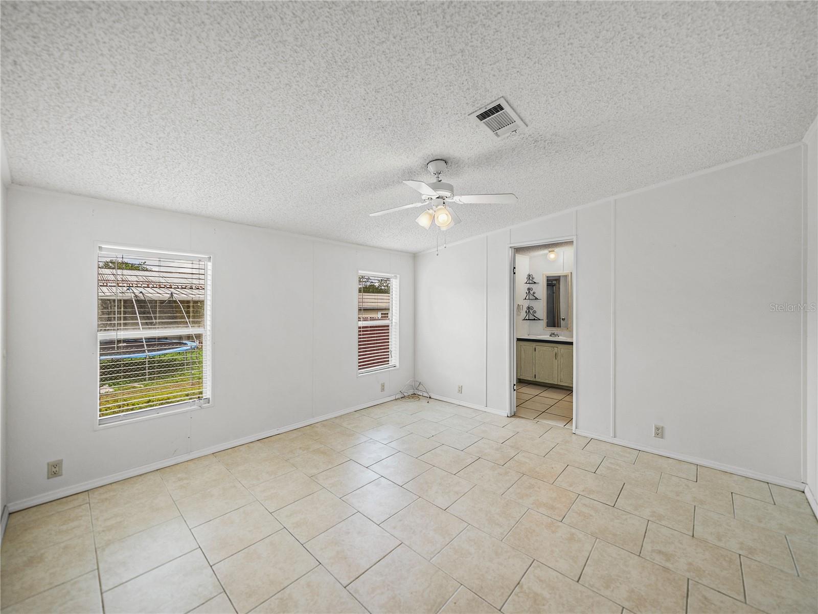 COUNTRY KNOLL PH 02 - Residential