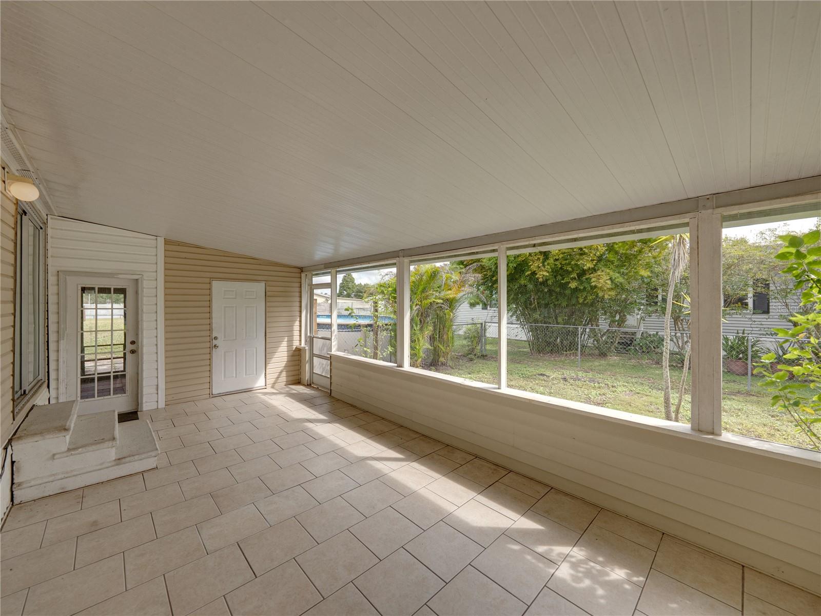COUNTRY KNOLL PH 02 - Residential