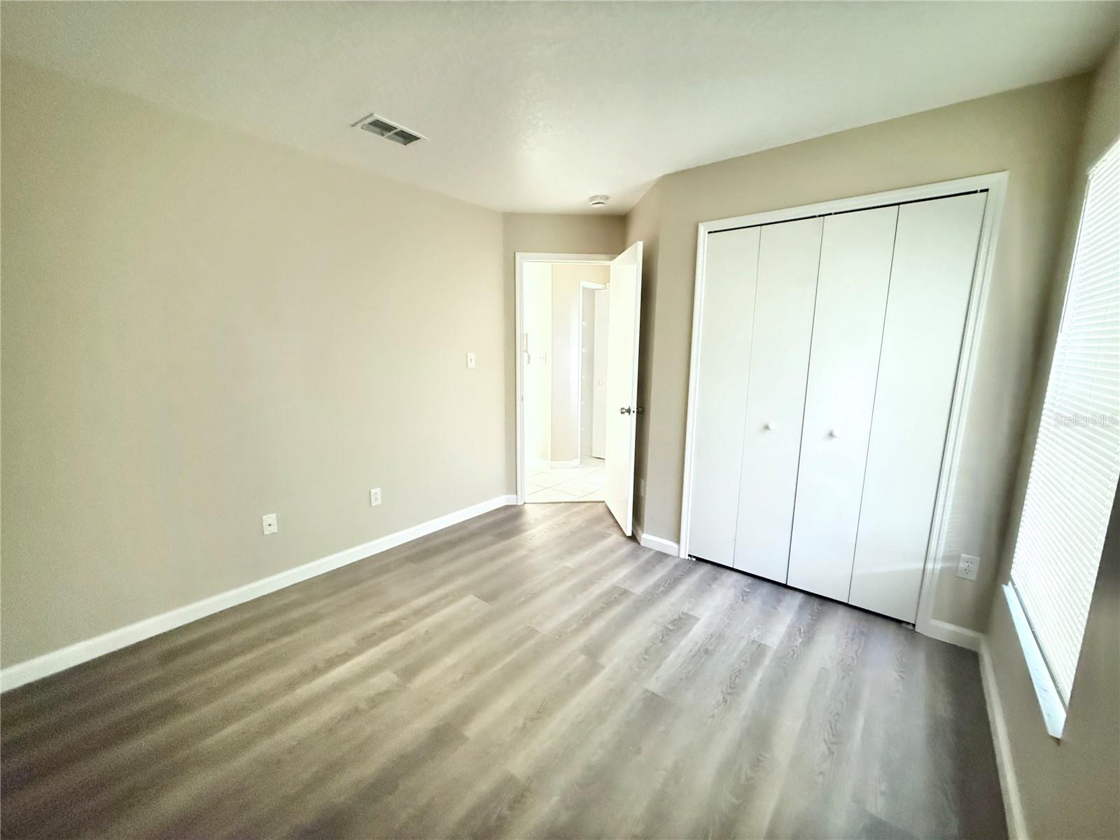 HARBOR TOWN - Residential Lease