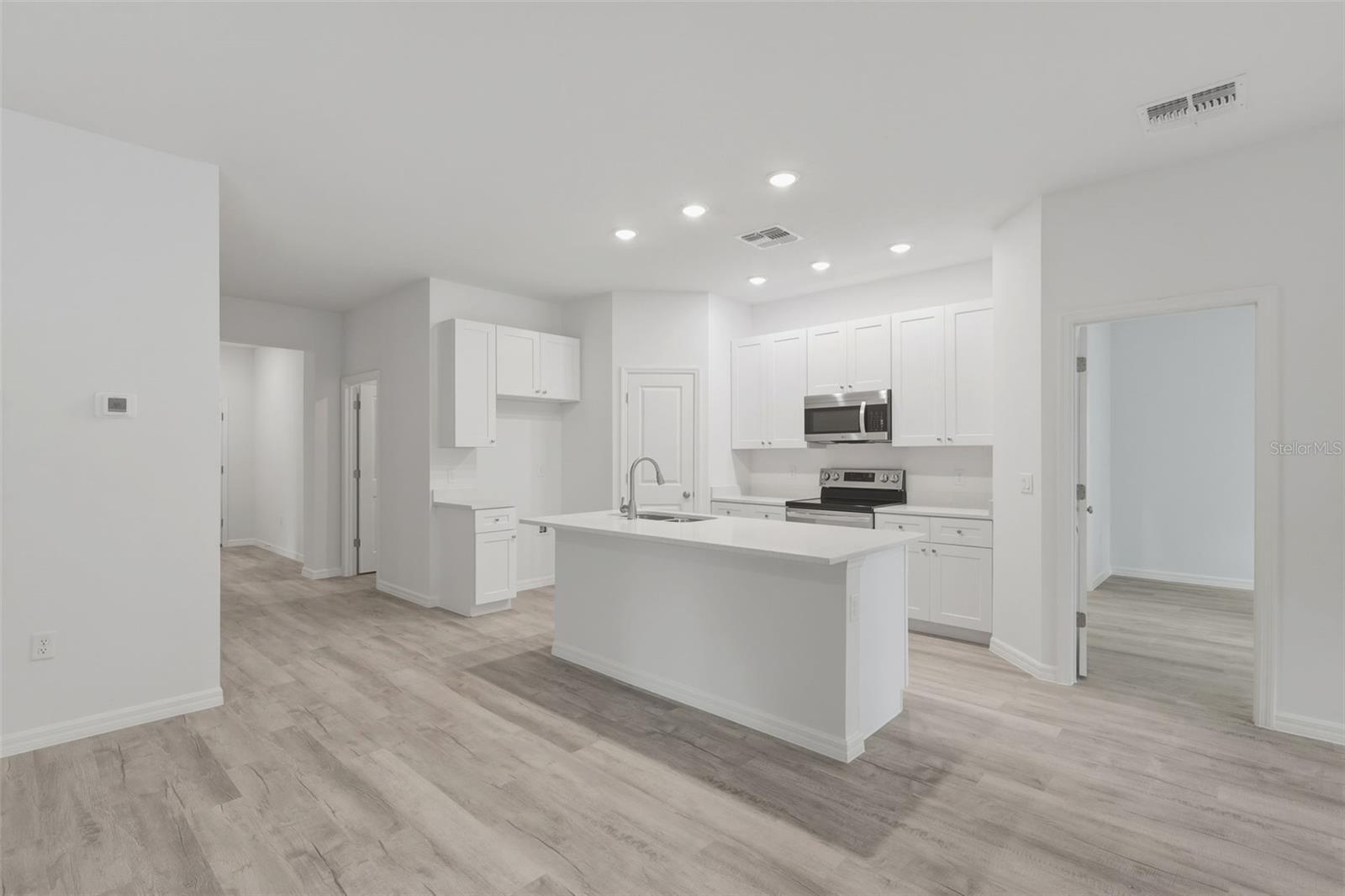 OAKVILLE - Residential