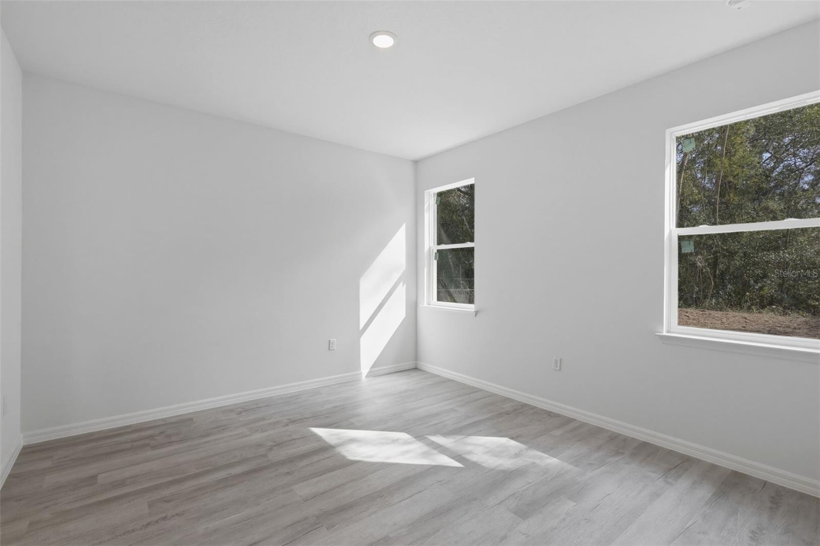 OAKVILLE - Residential