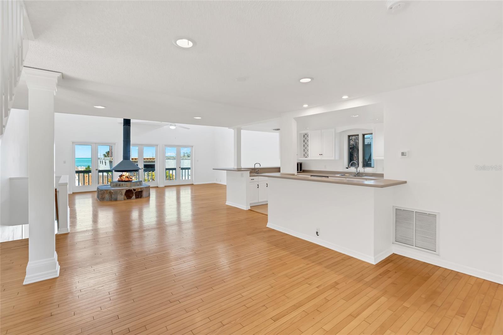 4051 SHELL ROAD