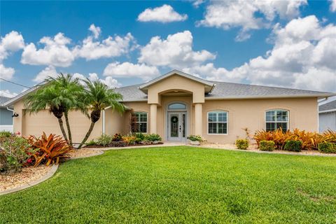 22 PAR VIEW RD ROTONDA WEST FL 33947