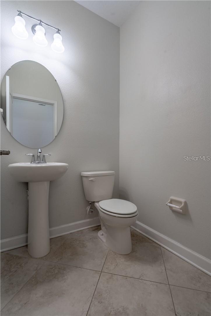 HARMONY NBRHD H-1 - Residential Lease